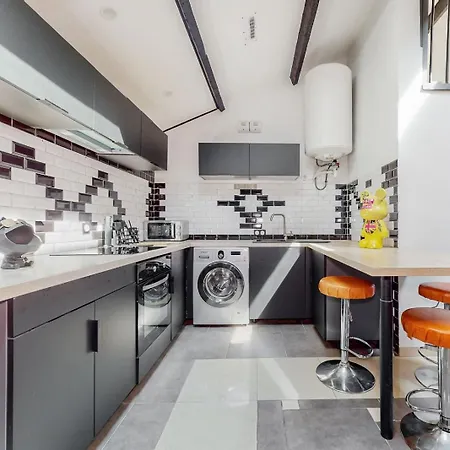 Superbe Meuble Proche Gare Et Centre * Nantes